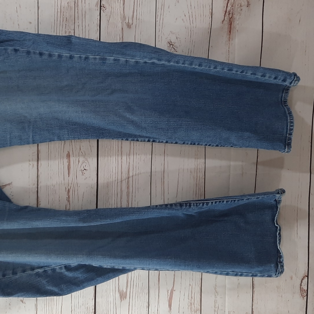 Old Navy Jeans - Picture 3 of 6